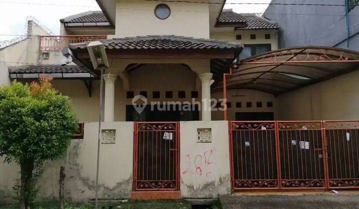 Rumah Murah 2 Lantai Taman Safari Indah 1