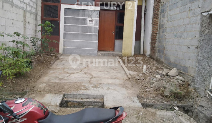 Rumah Sederhana Di Komplek Sanggar Indah Citapen 1