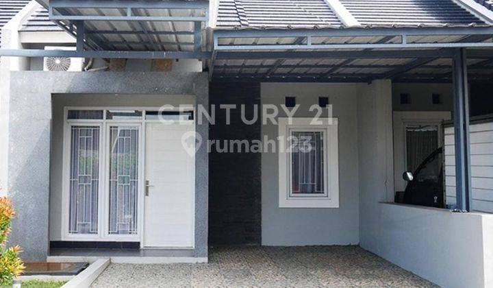 Rumah Cantik Dan Nyaman Di Private Village, Bandung 1