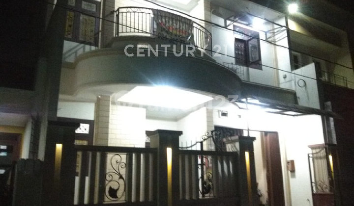 Beautiful House Ready to Live in East Semarang 1