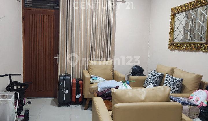 Comfortable, Safe, Bali Charm House Ciwaruga Bandung 2