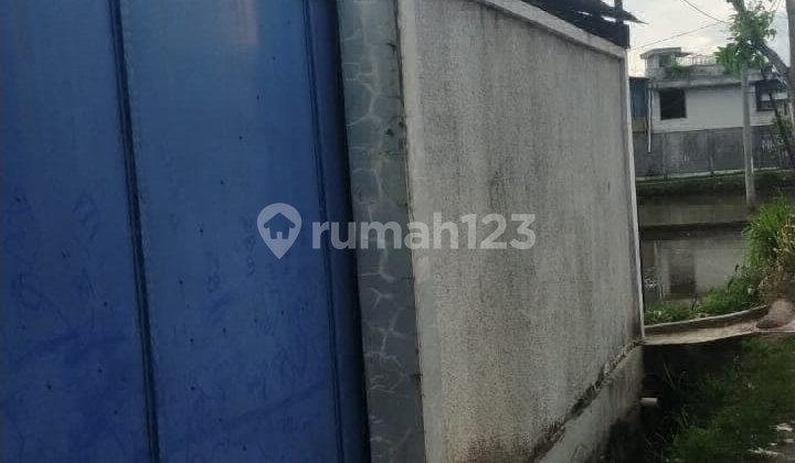 Pabrik Snack Aktif, Ada Rumah Tinggal Di Cipeuyeum, Cianjur