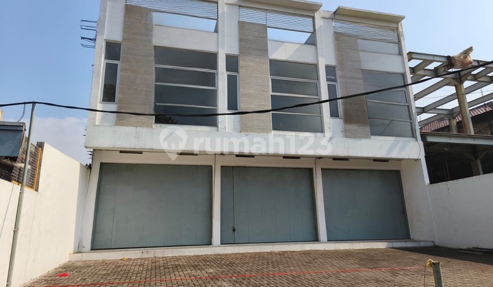 Ruko 2,5 Lantai Mainroad Holis Kota Bandung 