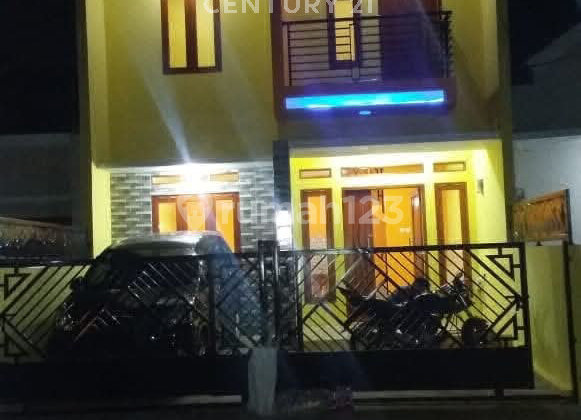 Rumah Bagus (2 Lantai) Di Komplek Pinus Regency Cluster Garden 