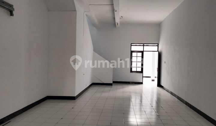 Nice Ruko in Taman Kopo Indah 2, Ready to Occupy, Suitable for Shop & Office