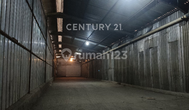 Moh Toha Warehouse 40ft Container Access, Not Far From Toll Gate