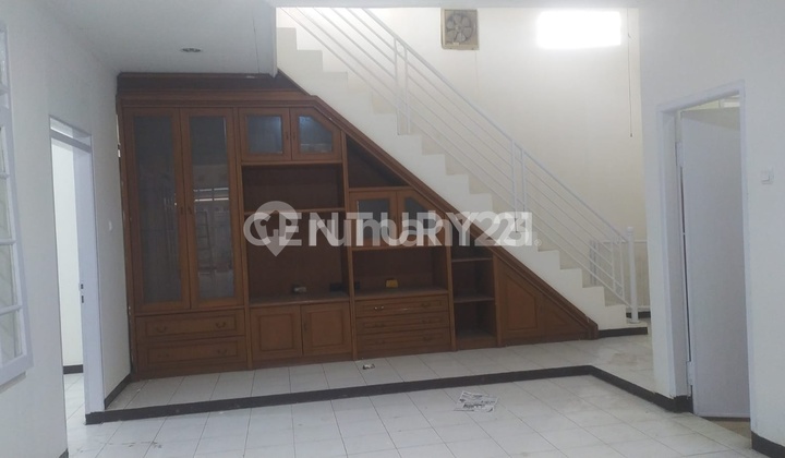 Ready-to-Live Home Taman Holis Indah 1 North Facing 2