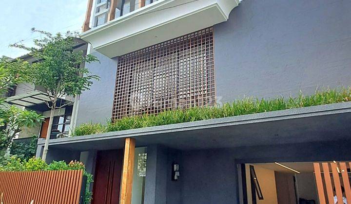 Brand New House With Tropical Modern Architecture, Pondok Indah  1