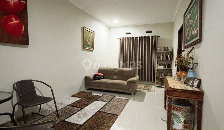  For Sale Rumah Minimalis Semi Furnish Siap Huni Di Graha Raya Bintaro, Tangerang Selatan 2