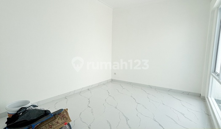 For Sale Brand New Eropa Classic House In Design Di Bintaro Jaya Sektor 9, Tangerang Selatan 2