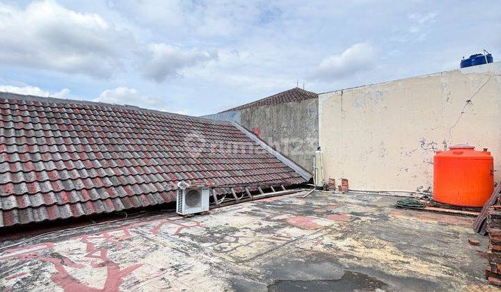 [FOR SALE] - RUMAH ASRI DENGAN POSISI HOEK DI PERTUKANGAN SELATAN, JAKARTA SELATAN 2