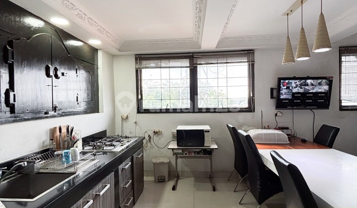 [FOR SALE] - RUMAH COMMERSIAL BANGUNAN 4 LANTAI COCOK UNTUK USAHA KOS KOSAN DI BINTARO, TANGERANG SELATAN 1