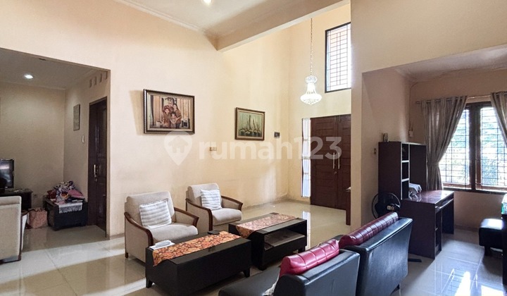 [FOR SALE] - RUMAH ASRI DENGAN HALAMAN LUAS DI VILA MELATI MAS BSD, TANGERANG SELATAN