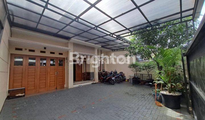 Rumah Tengah kota Bandung, hanya 5 menit ke jln otista 5 menit ke jln astanaanyar dan  20 menit ke Mesjid Agung Alun Alun kota Bandung 1