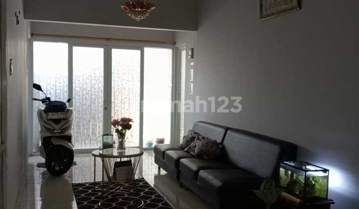 3-Story House Ready to Occupied Located in an Elite Complex in the Buahbatu Soekarno Hatta Area of Bandung