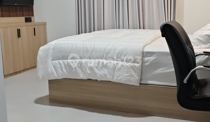 Exclusive Co-Living Concept Boarding House for Sale in Pandega Utara - Premium Zone of UGM Campus, Yogyakarta Exclusive Co-Living Concept Boarding House for Sale in Pandega Utara - Premium Zone of UGM Campus, Yogyakarta