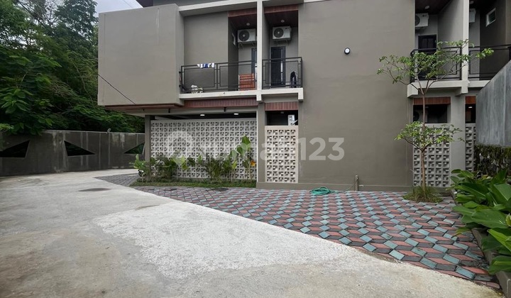 Di Jual Kost Mewah Selatan Kampus Uii Sardonoharjo Ngaglik Sleman Yogya Kost 298.0 m² SHM