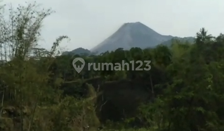 For Sale: Land in a Cool Area with Many Villas in Hargobinangun, Sleman, Yogyakarta