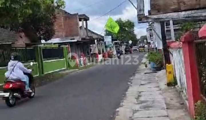 For Sale Cheap Price Drop Land Bonus Building House & Boarding House location: Tamantirto Berbah Sleman Yogyakarta For Sale Cheap Price Drop Land Bonus Building House & Boarding House location: Tamantirto Berbah Sleman Yogyakarta