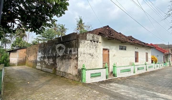 Di Jual Tanah Di Jl Godean Km 8 Sidokarto Godean Dekat Gubuk Iwak Kalen Sleman Yogya Tanah SHM 992.0 m²