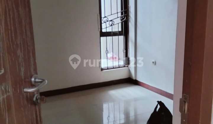 Rumah Bagus Sadang, Purwakarta 2