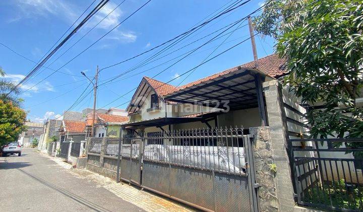 Rumah 2 Lantai Bagus SHM di Komp. Santosa Asih Soeta
, Bandung 1