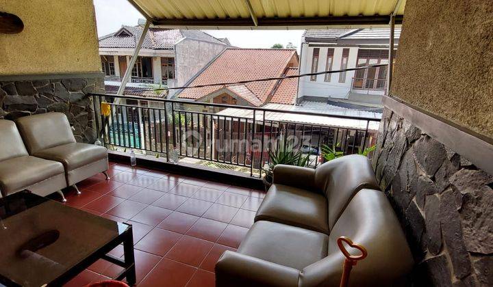 Rumah 2 Lantai Bagus Furnished SHM di Astanaanyar, Bandung 1