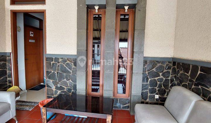 Rumah 2 Lantai Bagus Furnished SHM di Astanaanyar, Bandung 2