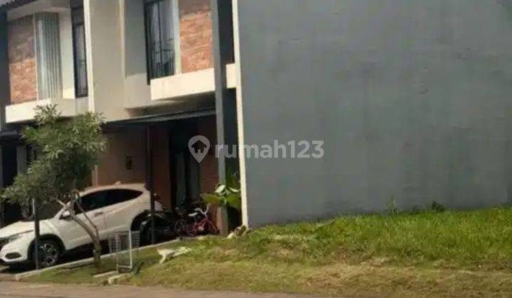 Rumah 2 Lantai Bagus Semi Furnished SHM di Kota Baru Parahyangan 1