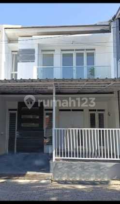 Rumah 2 Lantai Sudah Renovasi SHM di Antapani, Bandung