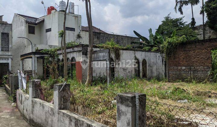 Rumah Bagus Cikalong Wetan, Bandung 1