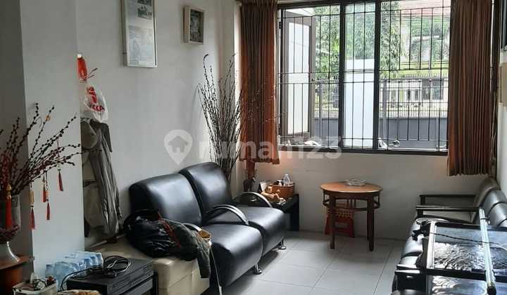 Rumah Dekat dengan Festival Citylink dan RS Imanuel Babakan Ciparay, Bandung