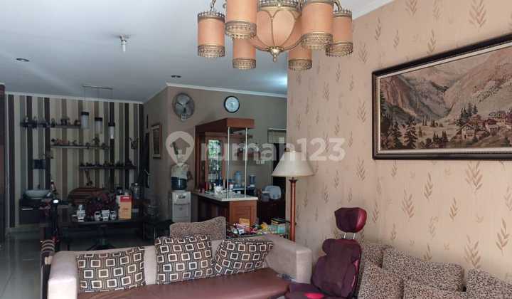 Well-Maintained 2-Story Luxury House For Sale In Arcamanik, Bandung 2