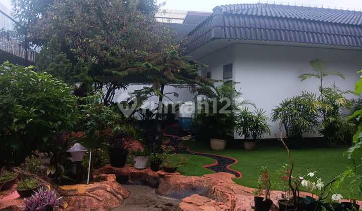 For Sale Strategic House in Arcamanik Endah, Bandung 2
