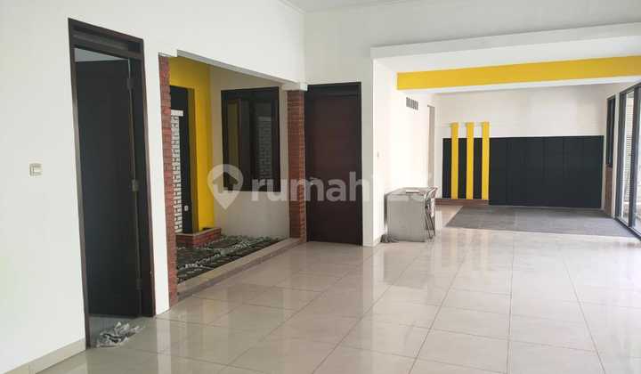 FOR SALE  HOUSE IN BATUNUNGGAL MULIA RAYA