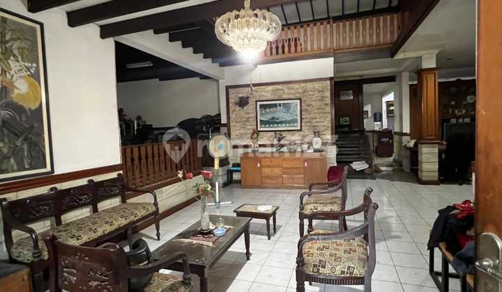 Rumah Bagus Margahayu, Bandung 1