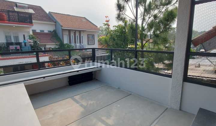 Beautiful House, Kota Baru Parahyangan, Bandung