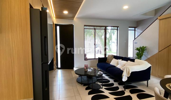 TATAR JAYAPRAKASA Kota Baru Parahyangan Balancing Aesthetics and Efficiency