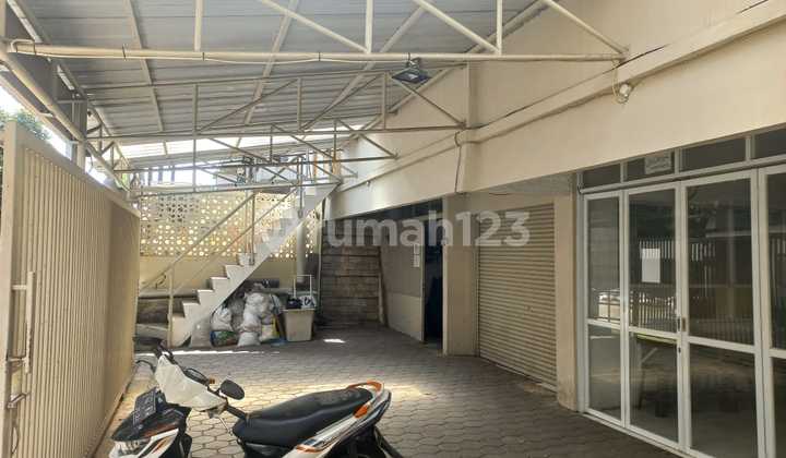 Dijual asset komersial berupa Rumah tinggal, koskosan dan GOR Bulutangkis di Dago, Bandung 2