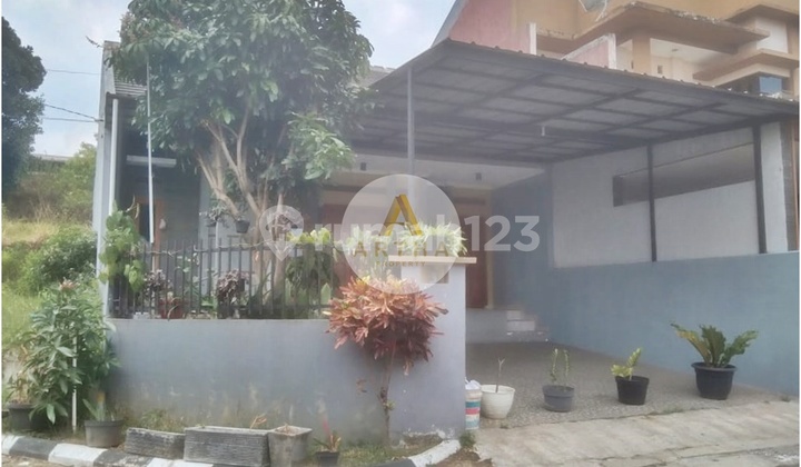 Rumah Bagus Ciwaruga, Bandung