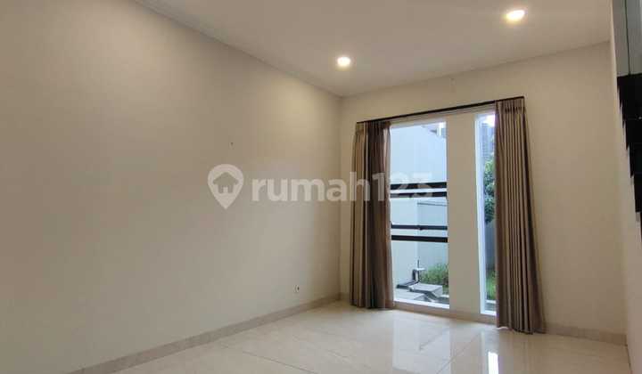 New, Luxury House in Favorite Batununggal Cluster, Semi-Furnished. 2