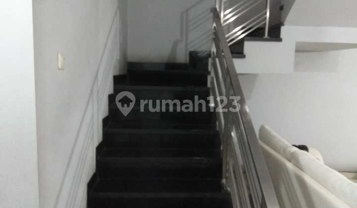 Rumah Bagus Taman Kopo Indah, Bandung 2