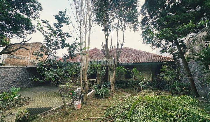 Rumah di Mainroad Sukahaji, Bandung 1