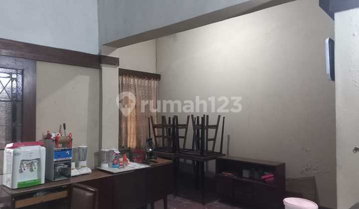 Dijual Rumah cocok utk usaha lokasi strategis sayap jln Riau Bandung 2