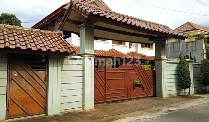 Rumah Mewah 2 Lt Luas 999M, Jalan Bango Pondok Labu Jaksel, Cash Only, Dekat Akses Tol Andara