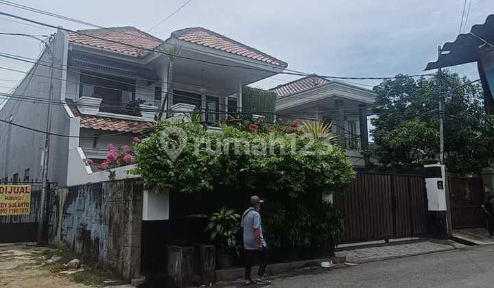 Ready-to-Occupy 2-Story House 527M, Lenteng Agung Raya, Cash Only, Suitable for Business 2