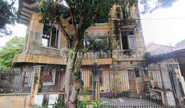 Old House 2 Floors, Bintaro Jaya Sector 2, Cash Only, Near Toll Road 1