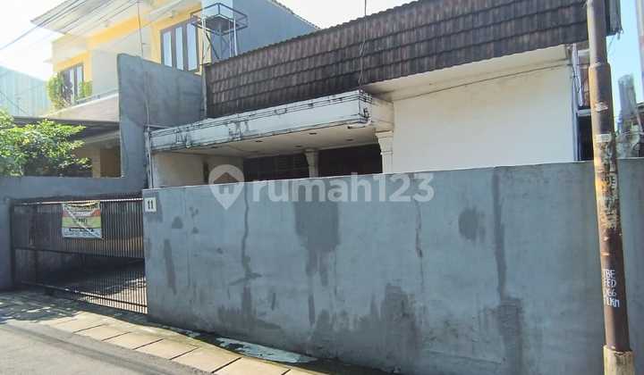 Old House Area 255M, Kencana Street Pasar Manggis, Cash Only 2