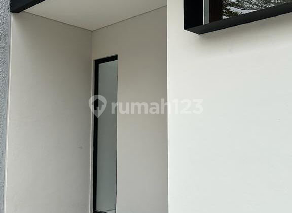 Di Juak Rumah Baru Di Taman Holis Indah  2