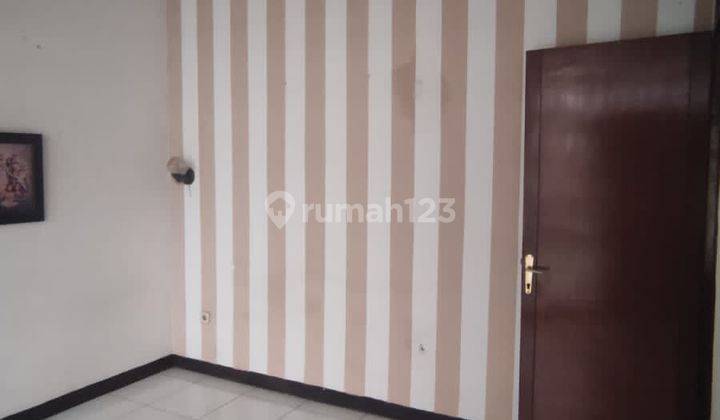 Di Jual Rumah 2lantai Di Area Kembar  2